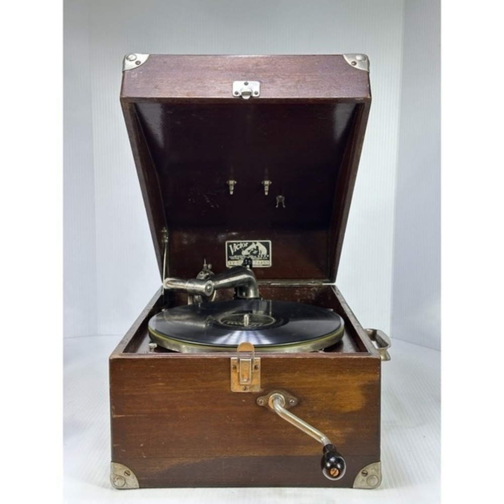 Antique Victor Talking Machine VV-50 # 74450 Phonograph Record Player 20s Works